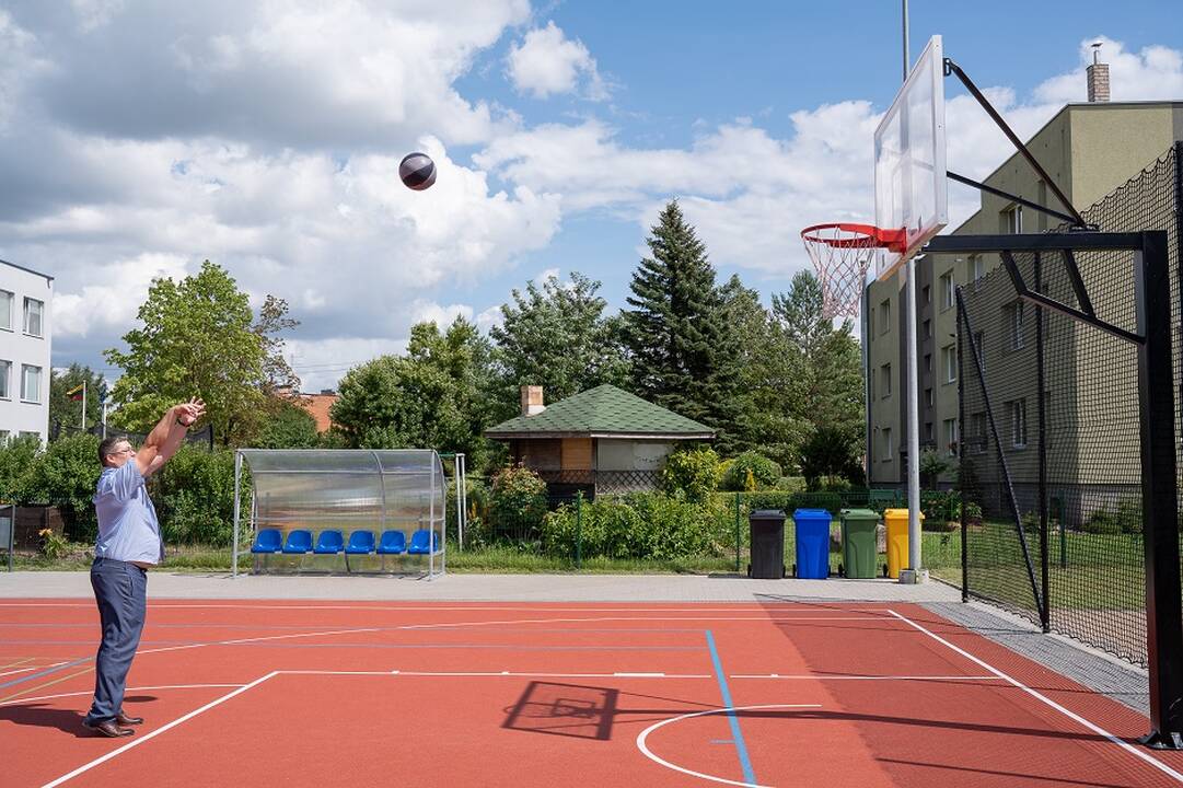 Įvairovė: Užliedžių seniūnijoje dar liko ir ūkininkaujančių.