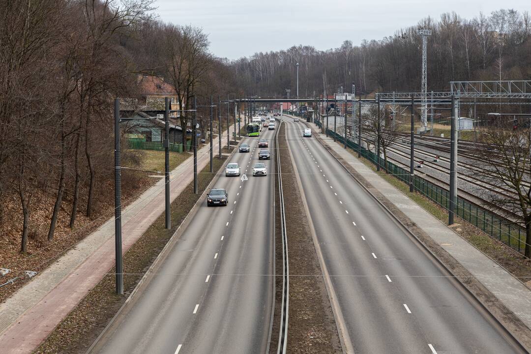 Infrastruktūra: esami pėsčiųjų viadukai esą galėtų būti išėjimas iš automobilių aikštelės į miesto centrą.