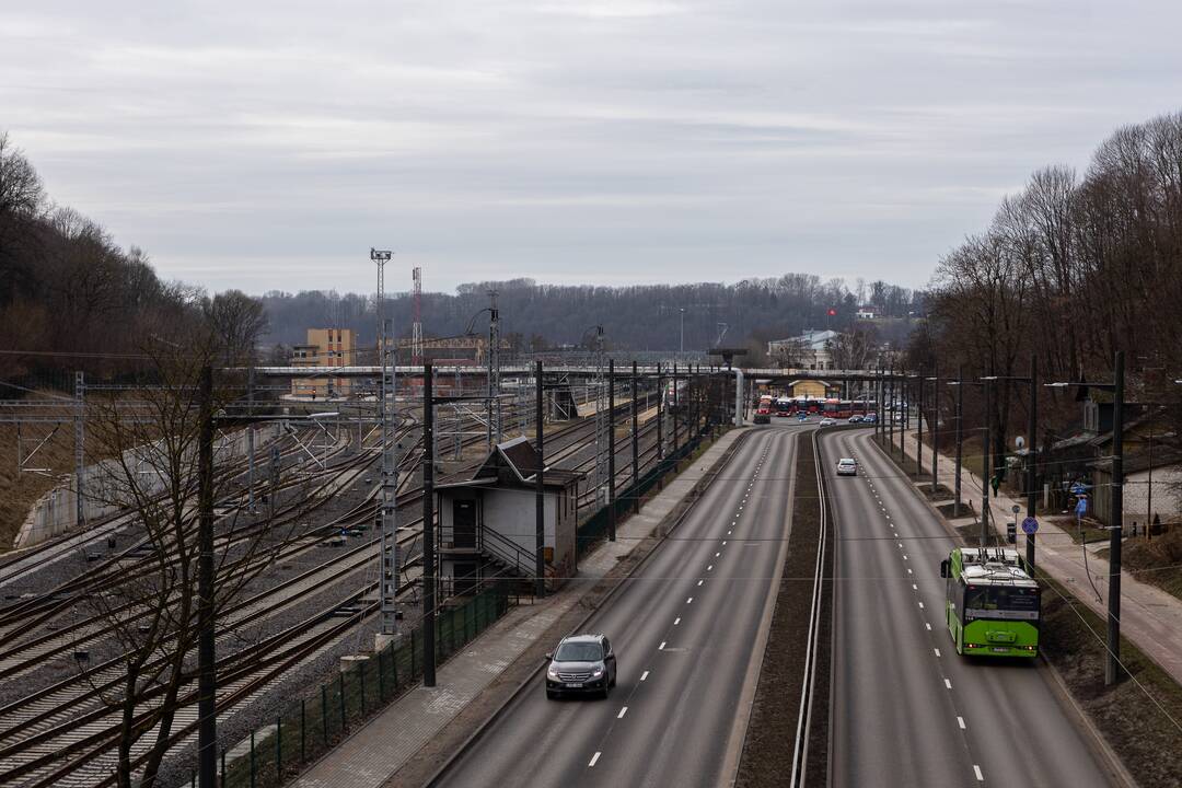 Infrastruktūra: esami pėsčiųjų viadukai esą galėtų būti išėjimas iš automobilių aikštelės į miesto centrą.