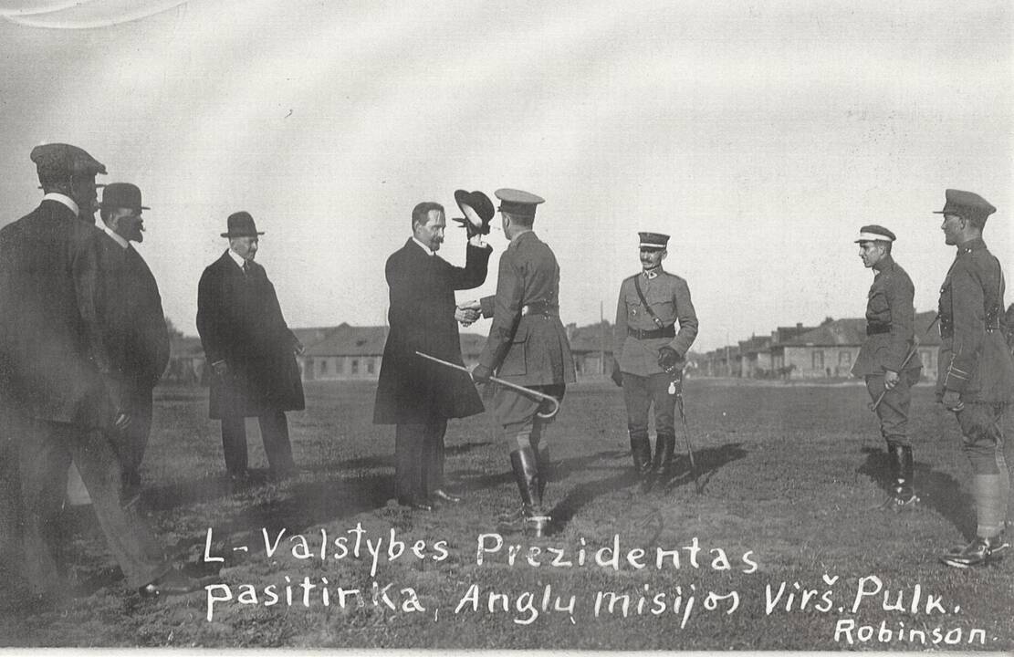 Portretas: prezidentas A. Smetona, 1920 m.