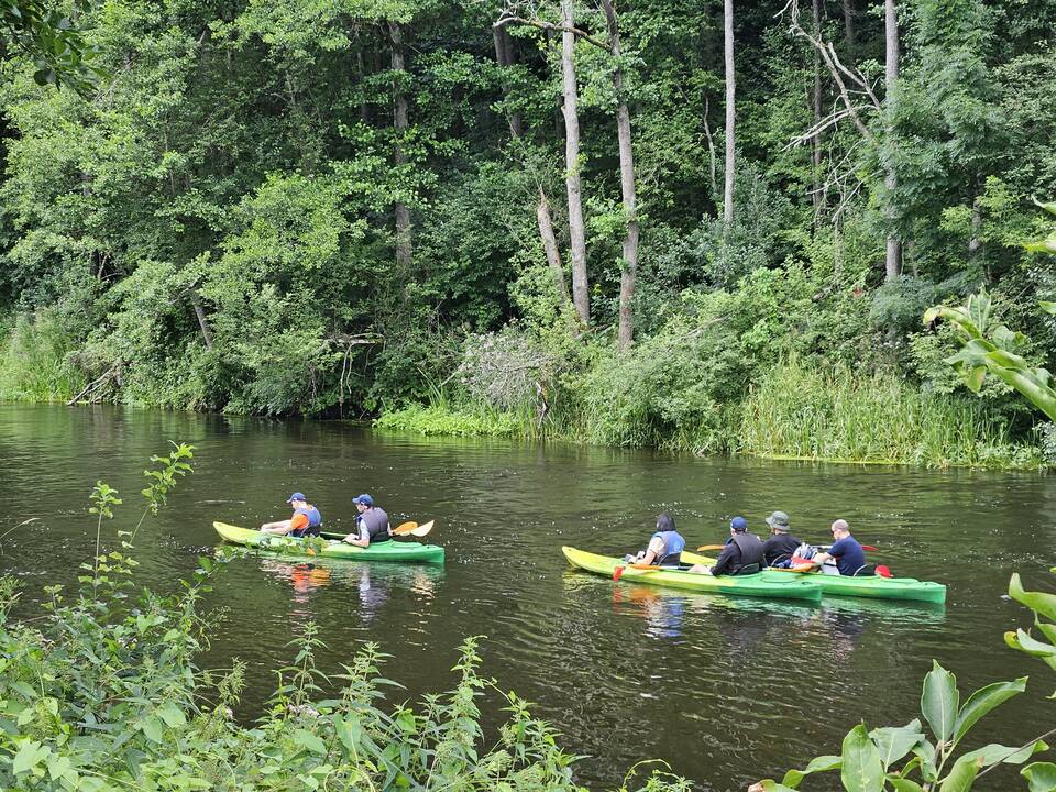Įsimylėjęs: „Daug kam Dzūkija asocijuojasi su grybais, tačiau man šis kraštas – vandens turizmo perlas“, – sako P. Gataveckas, kurį vietiniai vadina tiesiog baidarininku Pranu.