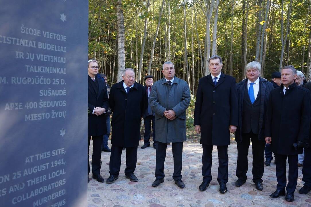 Atmintis: Radviliškio rajone esančioje Šeduvos seniūnijoje sukurti keli paminklai Holokausto aukoms pagerbti.
