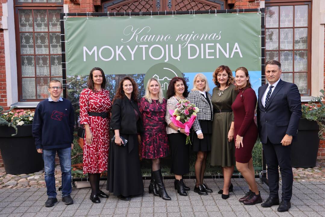 Nominacija: Metų mokytojos titulas šiemet atiteko Vilkijos gimnazijos pradinių klasių mokytojai Daivai Jančiuvienei. 