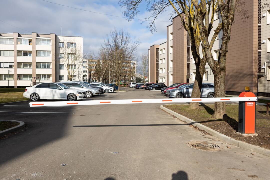 Pinigai: Kauno rajono savivaldybė priedangai daugiabutyje įrengti skiria 5 tūkst. eurų.