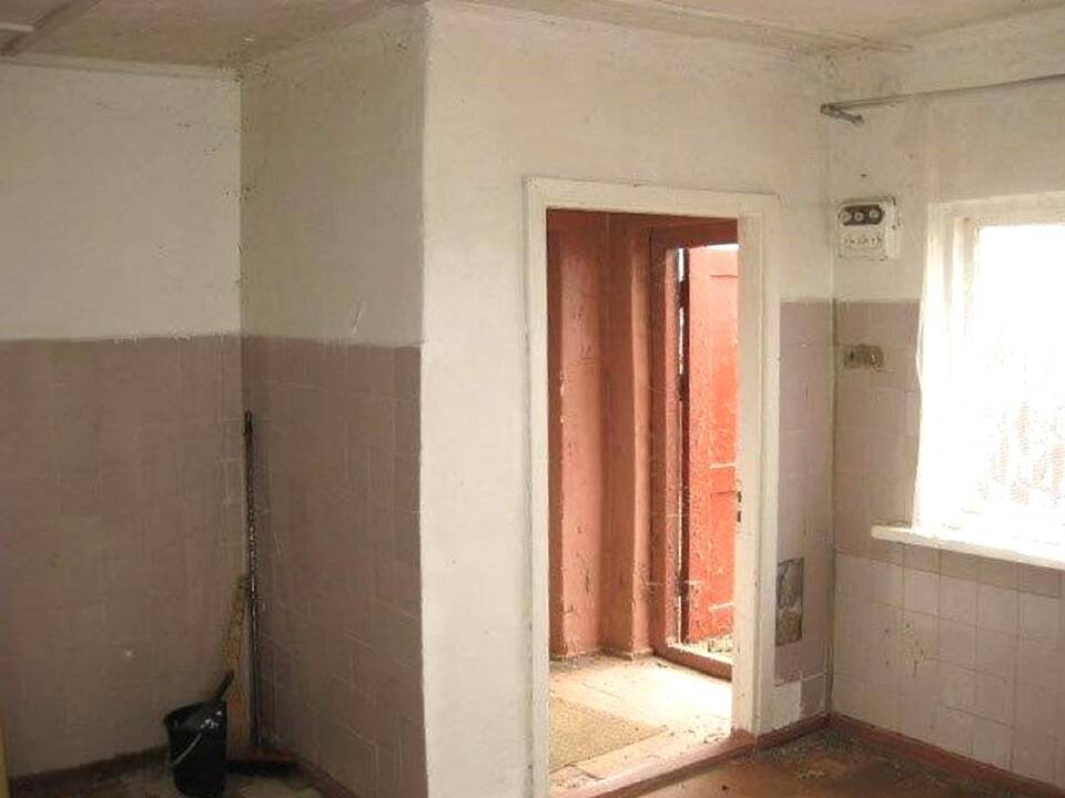 Faktas: Nidoje kiekvienas kvadratinis metras, kad ir sukežusio sandėliuko, yra aukso vetės.