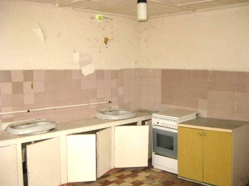 Faktas: Nidoje kiekvienas kvadratinis metras, kad ir sukežusio sandėliuko, yra aukso vetės.