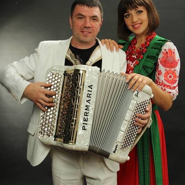 Išsipildymas: Oleh ir Ivanna Podolskiai bendruomenės namuose surengė jautrų koncertą.