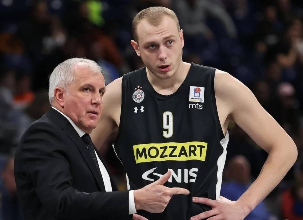 Karjera: praeitą sezoną M. Mitchellas viešėjo Lietuvoje – žaidė Europos taurės turnyro rungtynes su „Wolves Twinsbet“ ekipa.