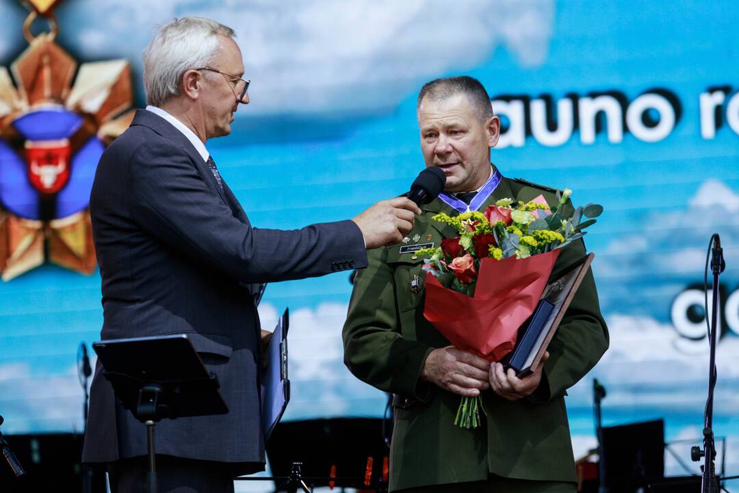 Išleistuvės: į Paryžiaus olimpiadą palydėti iš Kauno rajono kilę ir čia savo sportinį kelią pradėję irkluotojai.