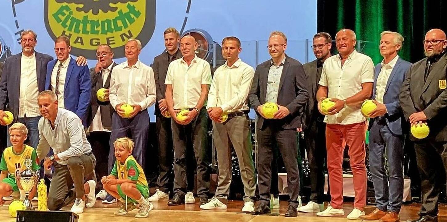 Karjera: J. Kaučikas vilkėjo 5-uoju numeriu pažymėtus „Granito“, su kuriuo šventė savo skambiausias pergales, marškinėlius.