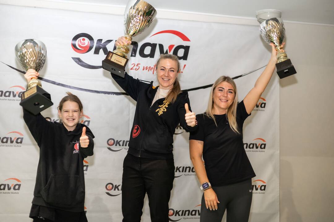 Bendruomenė: sporto klubo „Okinava“ kolektyvas didžiuojasi varžybose sukurta jaukia atmosfera.