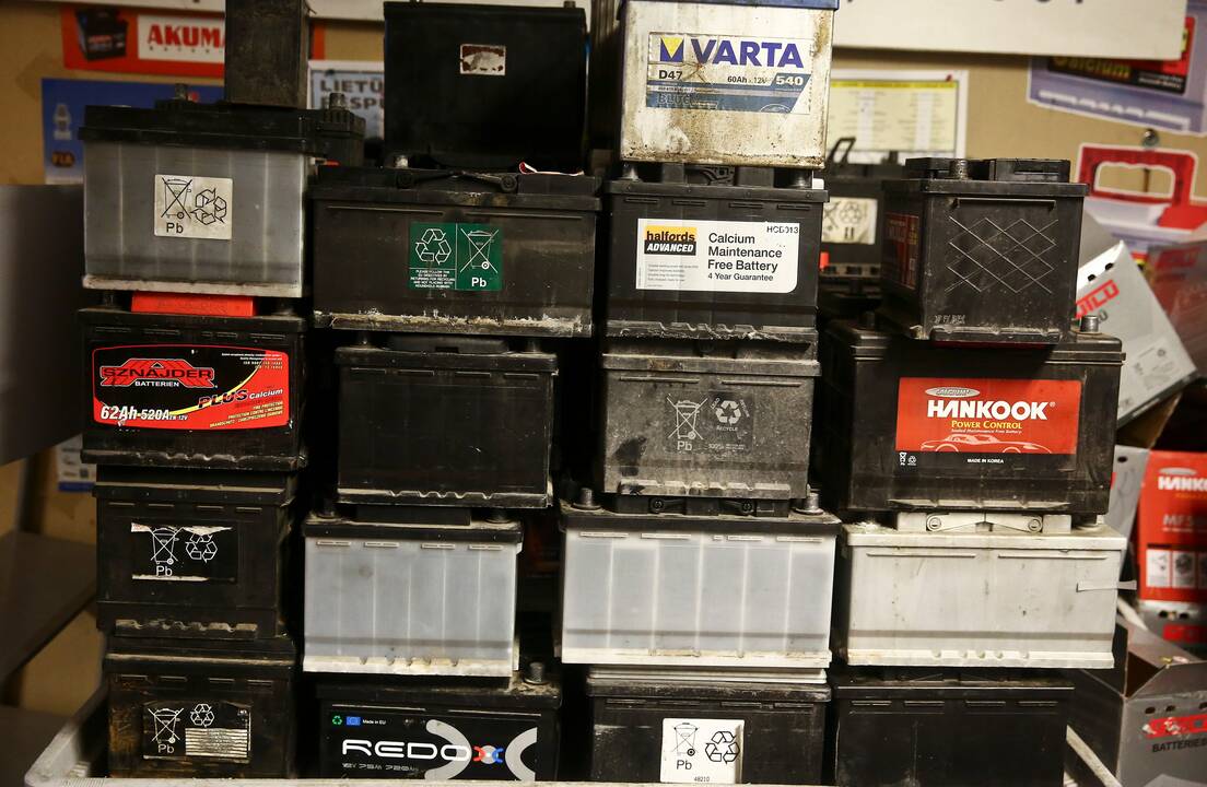 Priešas: keliuose barstoma druska yra viena agresyviausių medžiagų, su kuriomis susiduria automobilio kėbulas.