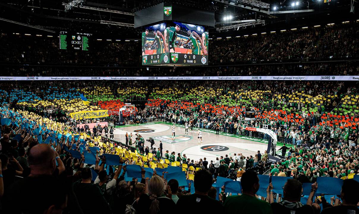 Skirtumas: žalgiriečiai laimėjo kovą su „Partizan“ krepšininkais dėl kamuolio 39:28.