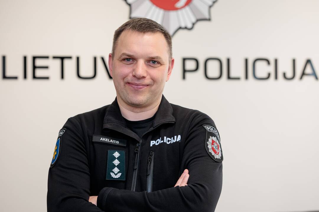 Įvertinimas: anot Policijos departamento, M. Akelaitis laimėjo Kauno apskrities policijos vadovo atranką dėl savo patirties dirbant prie tarptautinių projektų ir teisėkūros srityje.