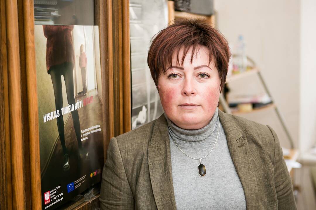Byla: dukras prievartaudavo vos ne kas antrą dieną, kartais savaitę būdavo ramu, tačiau paskui kelias dienas iš eilės tai darydavo.