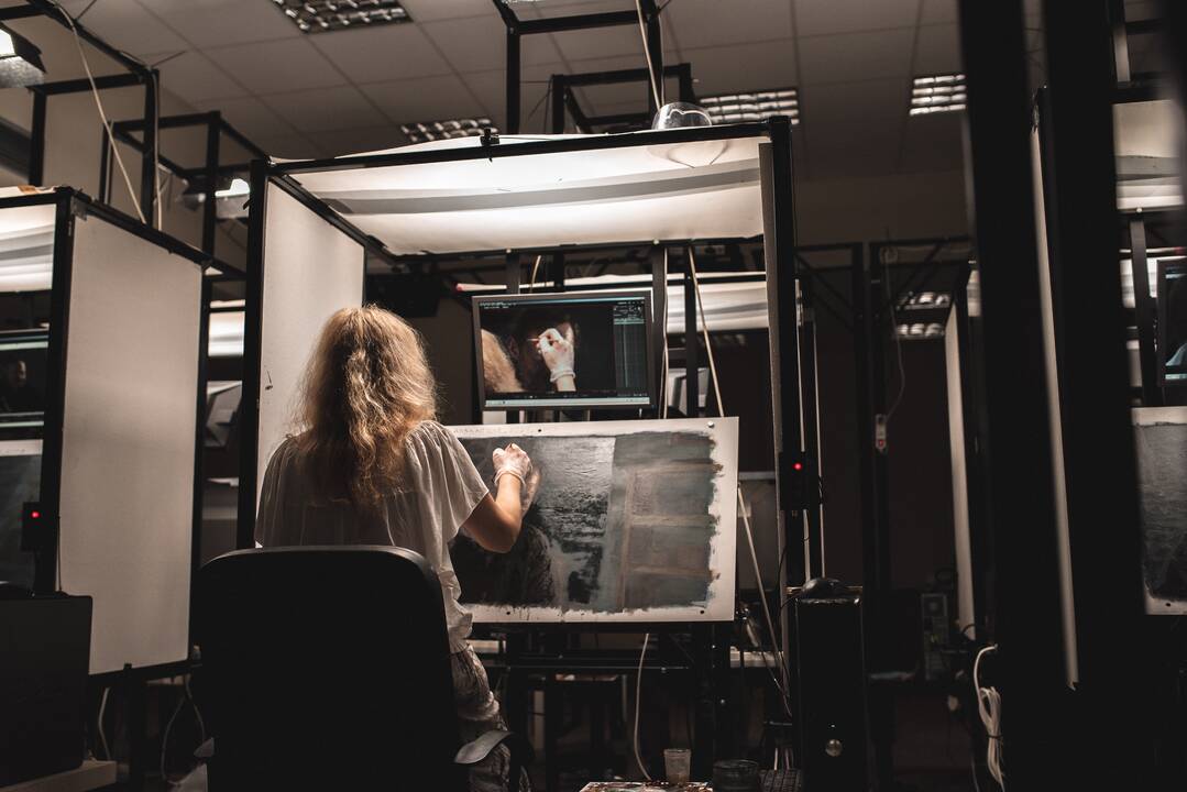 Anot A. Adomėnės, kol kas kuriant tapytą animaciją žmogus yra nepakeičiamas – dirbtinis intelektas dar negali suvaldyti tam tikrų procesų.