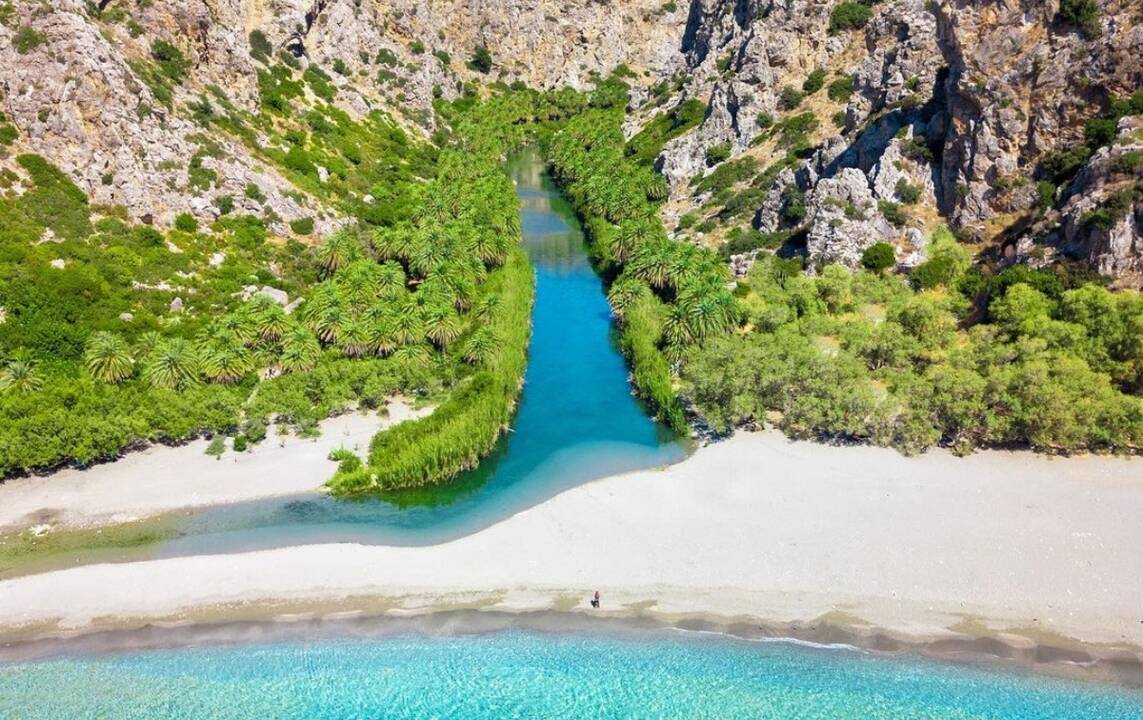 Kerintis: Agios Nikolaos miestelis Kretos pietuose vilioja ne tik jaukumu, bet ir miesto centre telkšančiu Voulismeni ežeru.