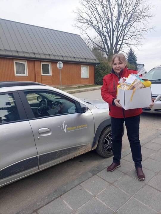 Įvaizdis: Vilkijos PSPC komanda, teikianti ambulatorinės slaugos paslaugas namuose, dėvi specialią darbo aprangą su įstaigos logotipu.