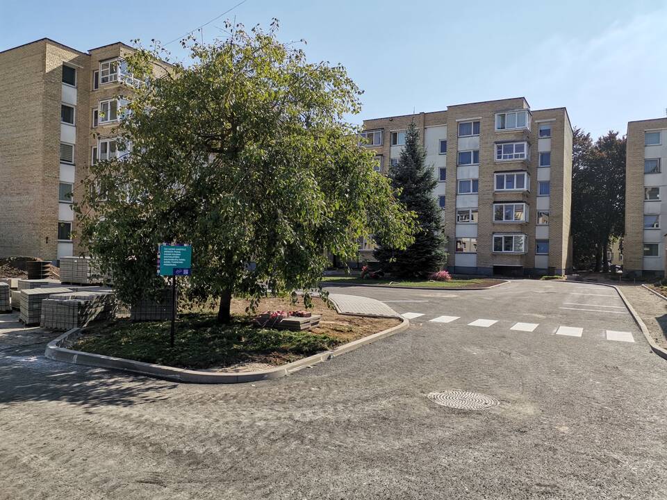 Skaičius: pakaunėje programos lėšomis sutvarkyta daugiau kaip pusšimtis daugiabučių namų kiemų.