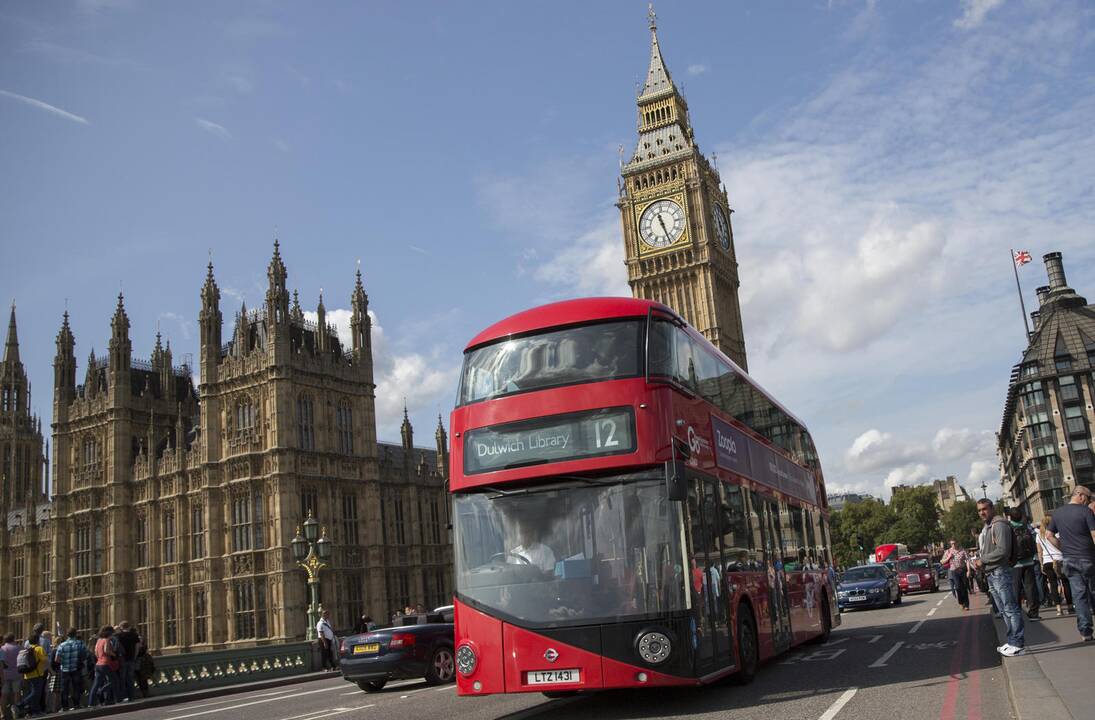 Londoniečiai apie oro kokybę galės sužinoti laukdami autobuso