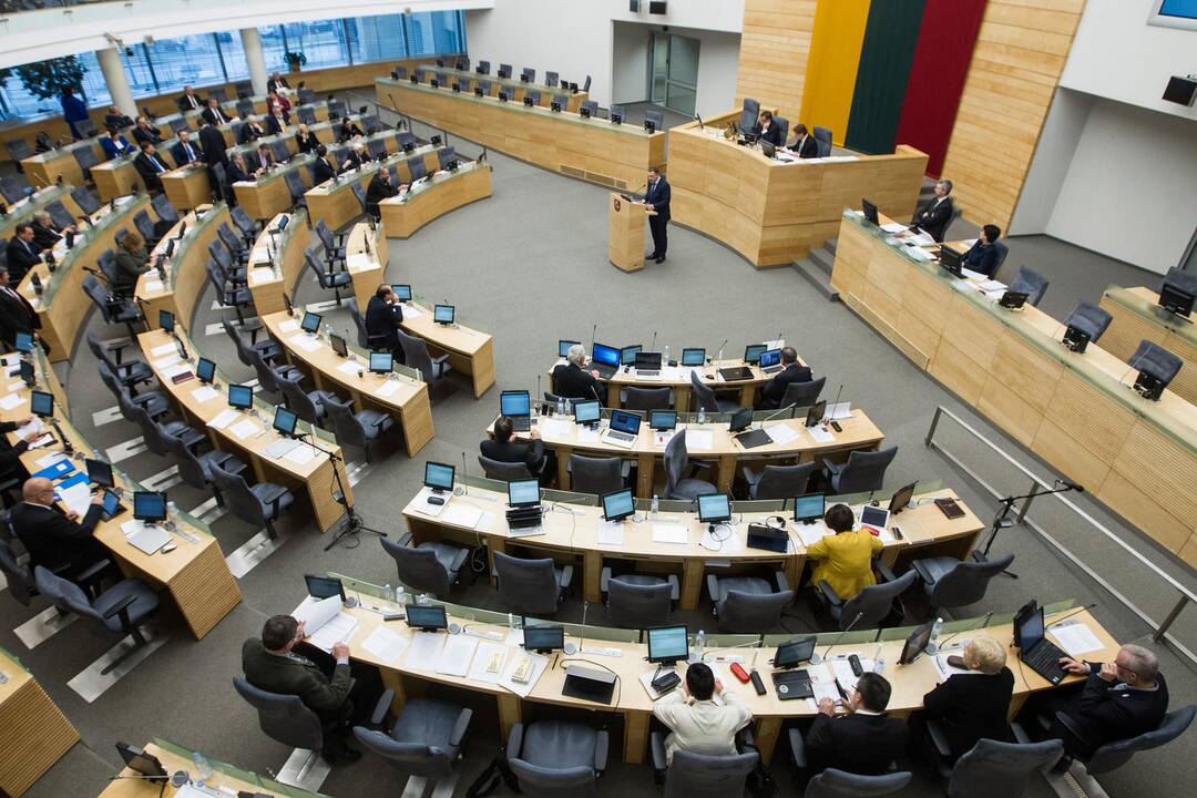 Po Seimo rinkimų galėtų būti pakartota istorinė vaivorykštės koalicija?