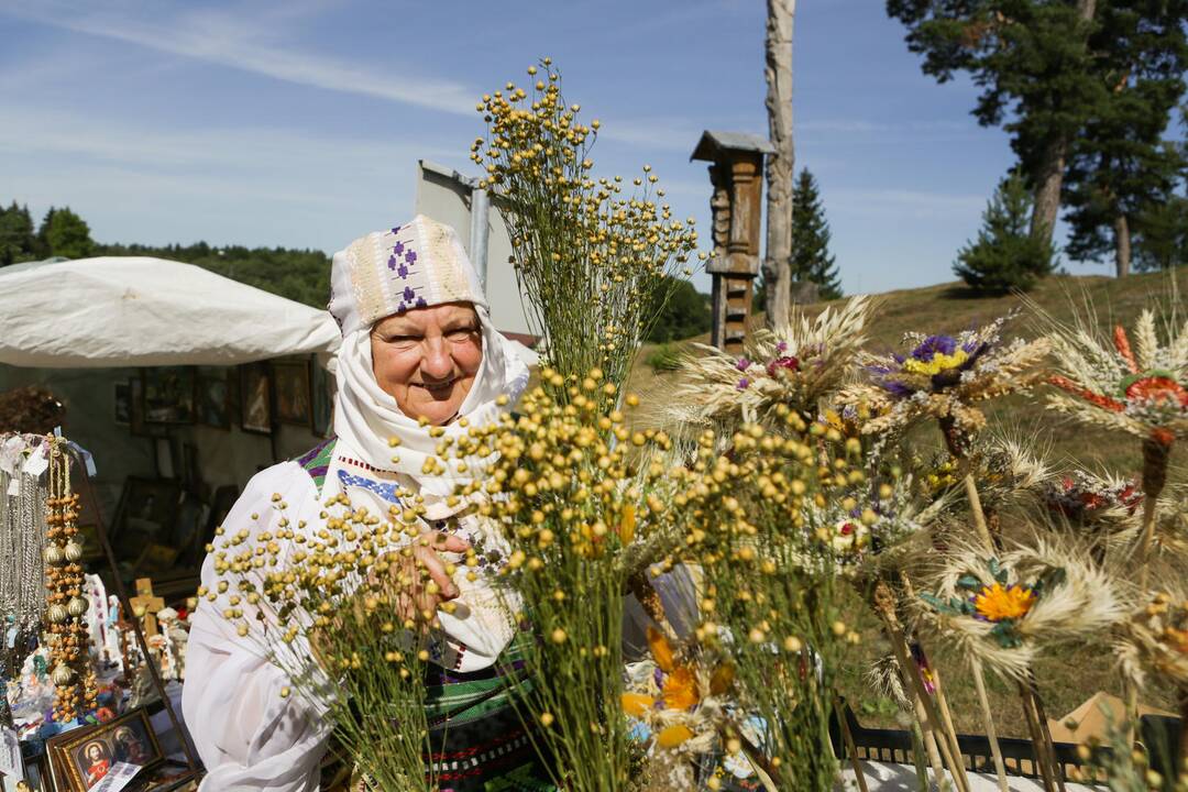 Lietuvos katalikai švenčia Žolinę