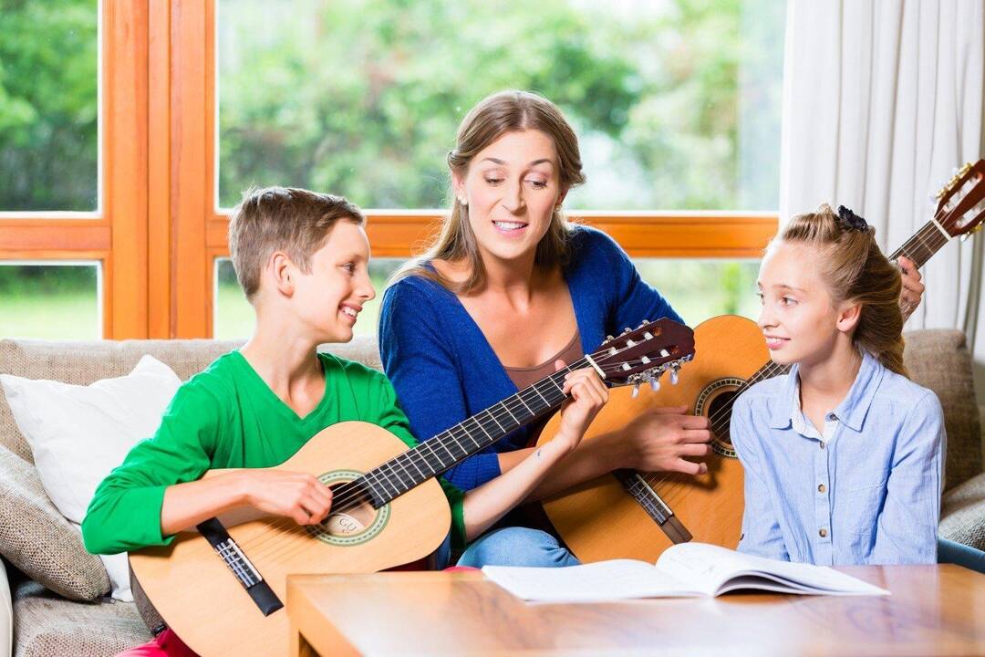 Naujas festivalis „Gaidų pynė“ suburs muzikuojančias šeimas