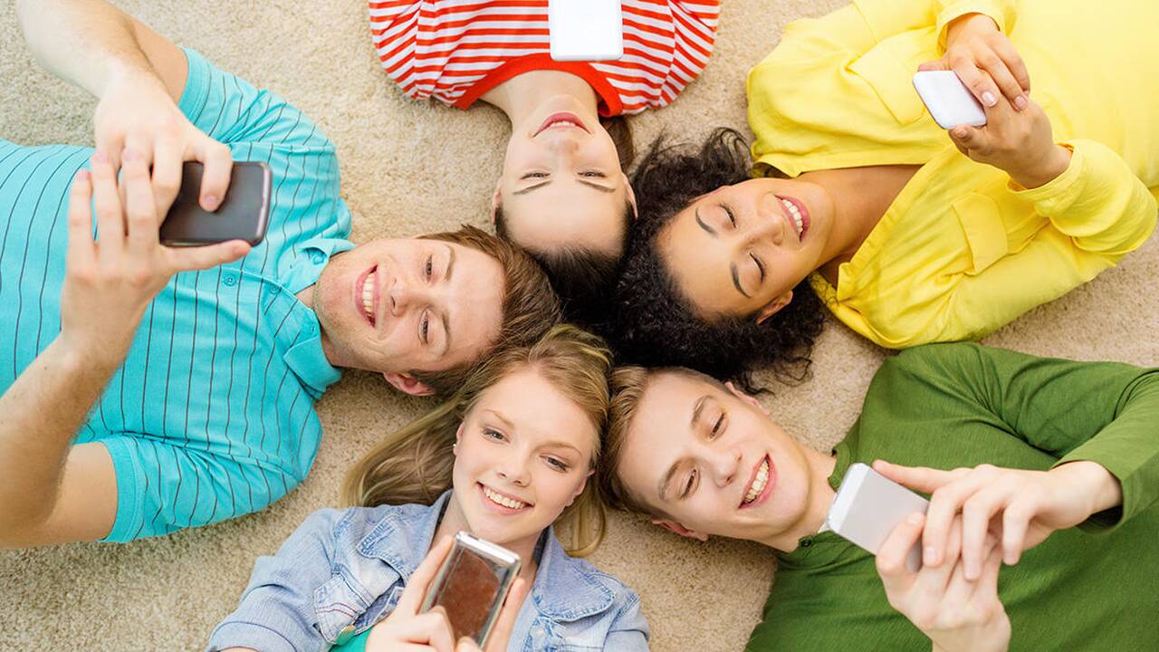 7 patarimai perkantiems išmanųjį telefoną moksleiviui