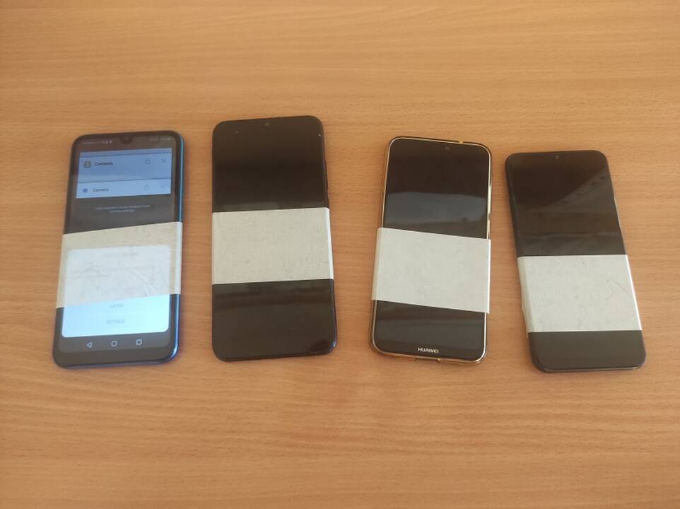 Telefonai nuteistiesiems keliavo kartu su maisto prekėmis