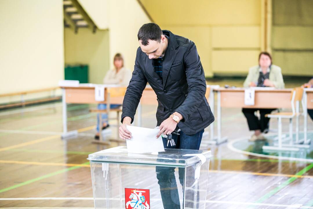 Kauno miesto ir rajono gyventojai balsuoja referendume