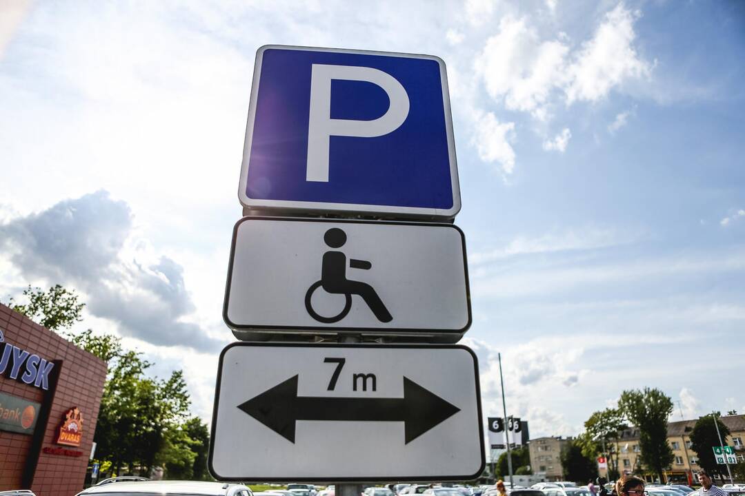 Pilietinė akcija "Atspėk negalią!"