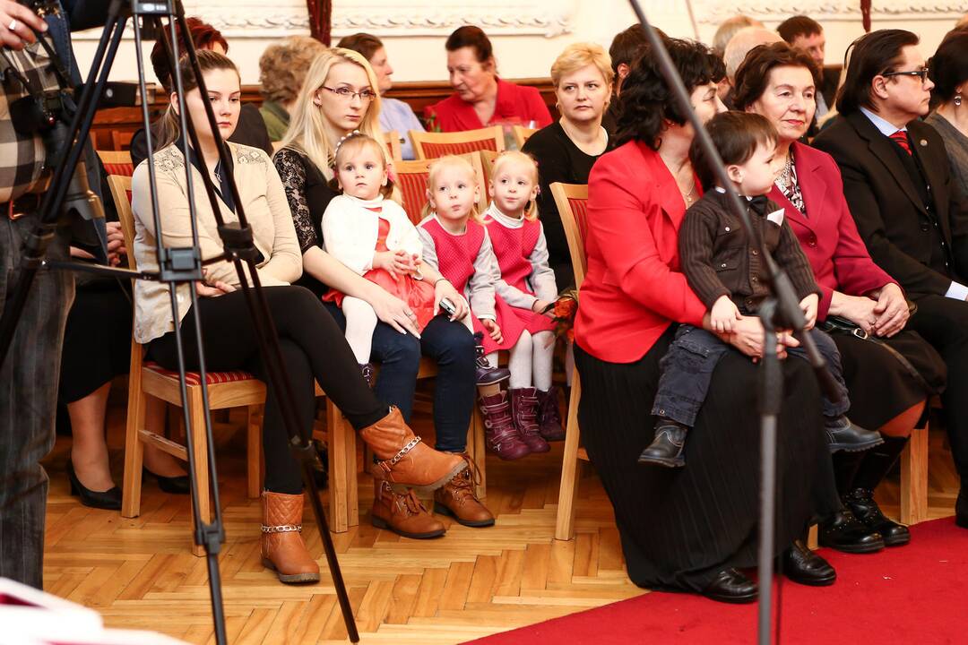 Kauno rotušėje išdalyti Gerumo kristalai