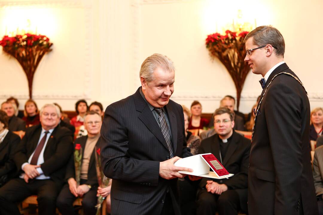 Kauno rotušėje išdalyti Gerumo kristalai