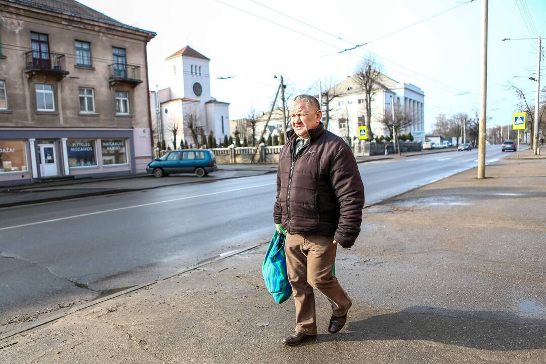 Pasivaikščiojimas po R. Kalantos gatvę
