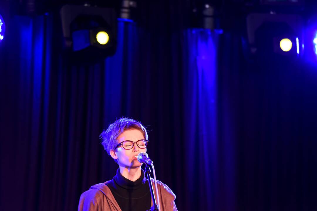 Dainuojamosios poezijos konkursas „Mažoji akacija 2015“