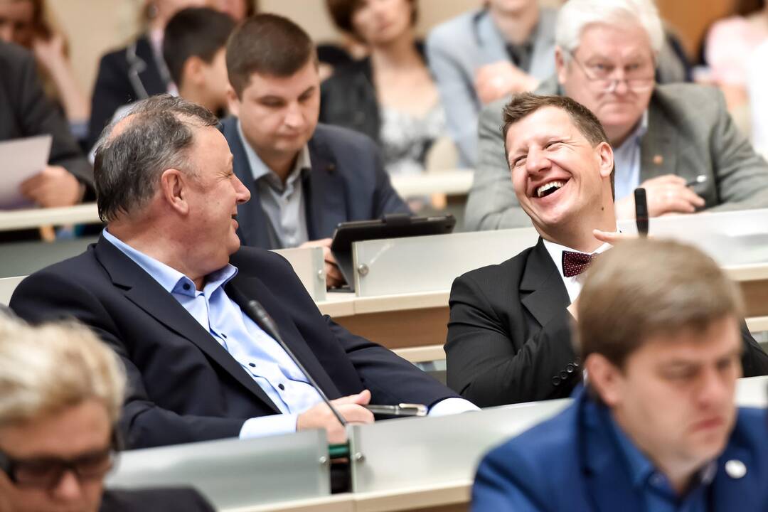 Tarybos posėdis 2015-06-30