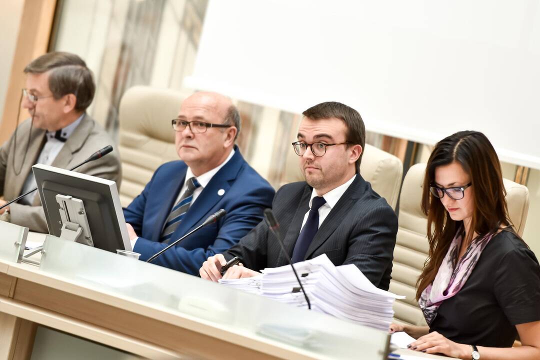 Tarybos posėdis 2015-06-30