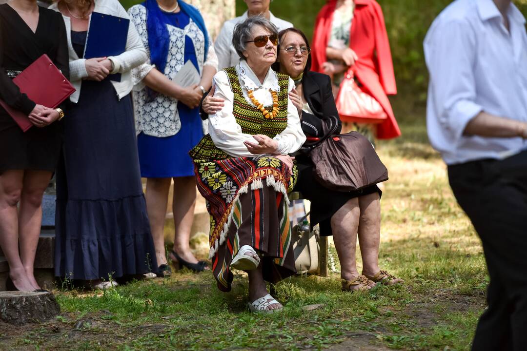 S. Nėries 70-ųjų mirties metinių minėjimas