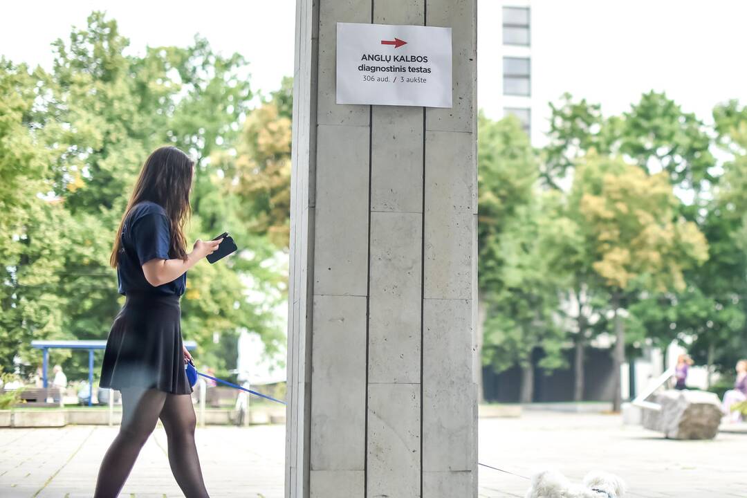 Studijų sutarčių pasirašymas VDU ir KTU