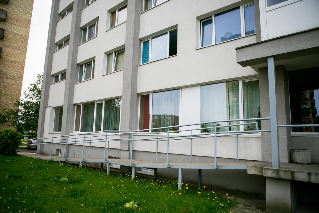 Bendruomenės centras skęsta fekalijose