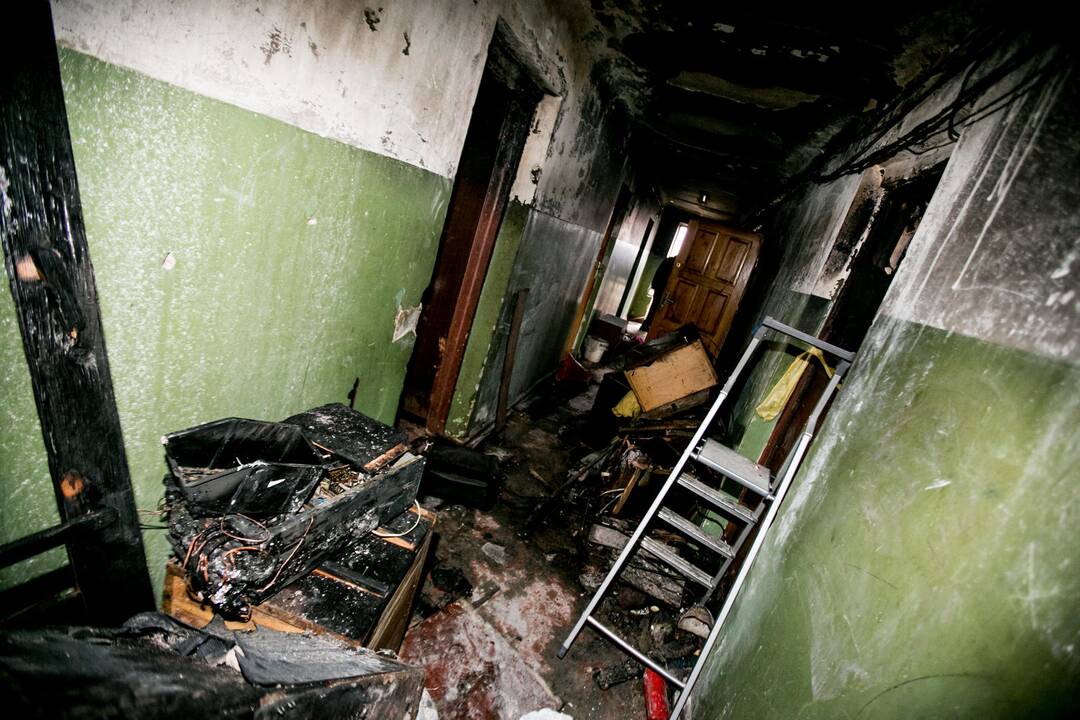 Kauno daugiabutyje per gaisrą žuvo 60-metis vyras