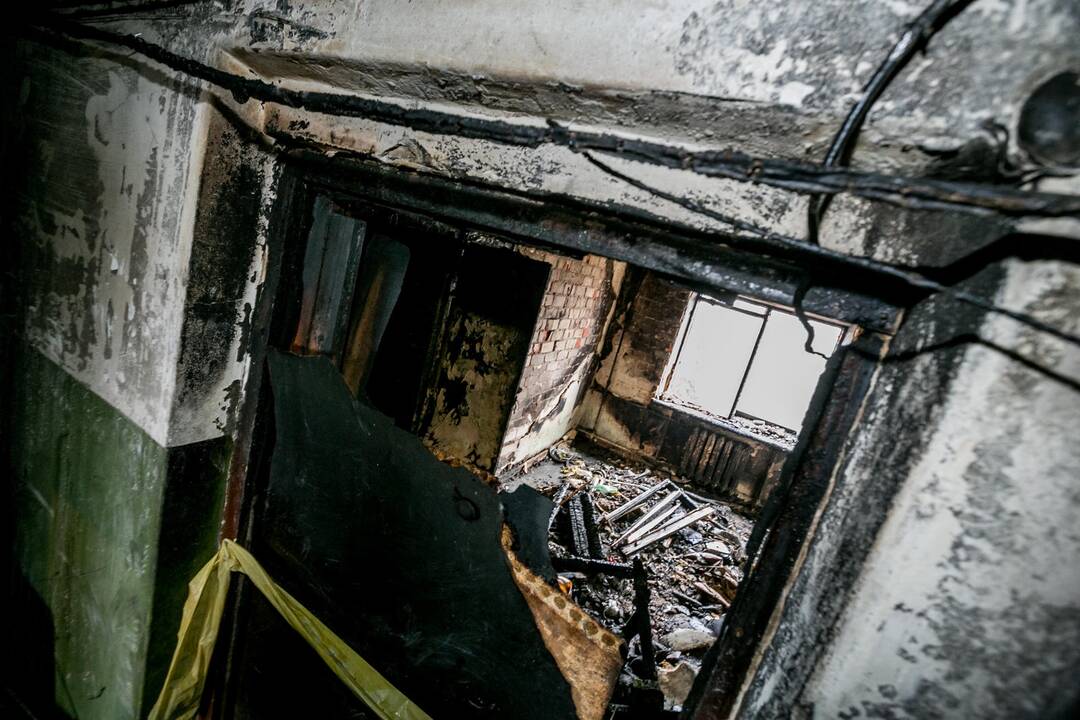 Kauno daugiabutyje per gaisrą žuvo 60-metis vyras