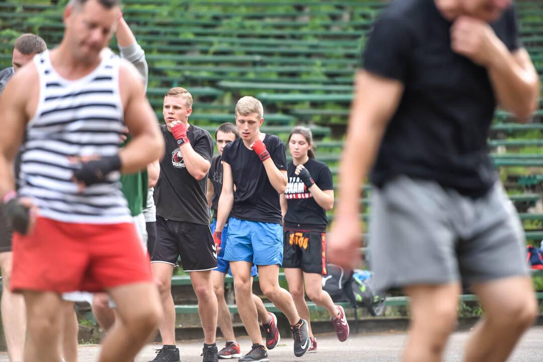 Bokso treniruotė Dainų slėnyje