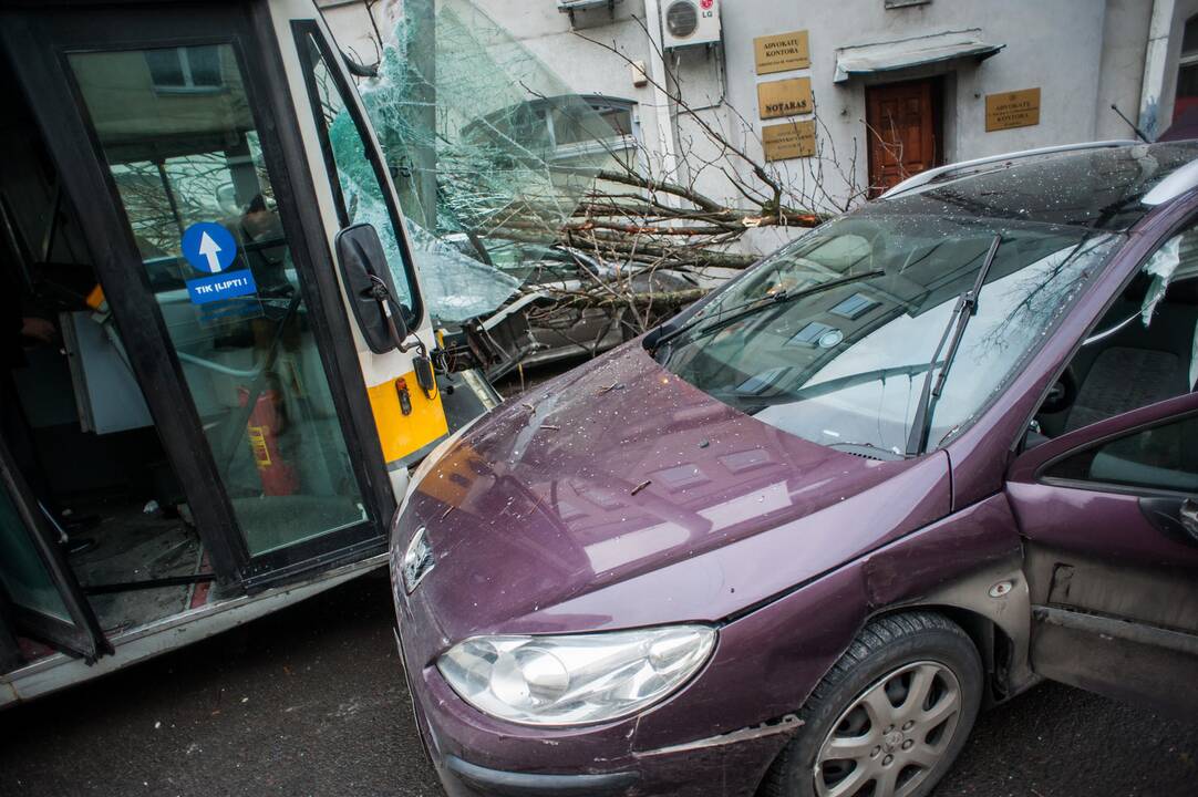 Avarija Kęstučio ir Mickevičiaus gatvių sankryžoje
