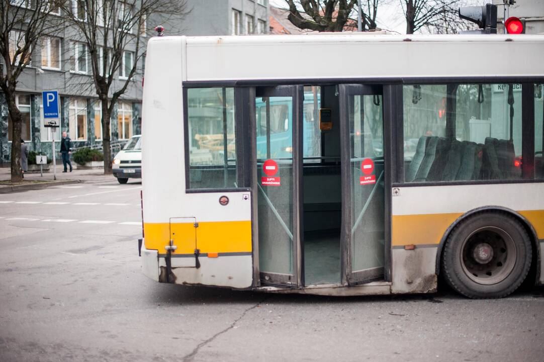 Avarija Kęstučio ir Mickevičiaus gatvių sankryžoje