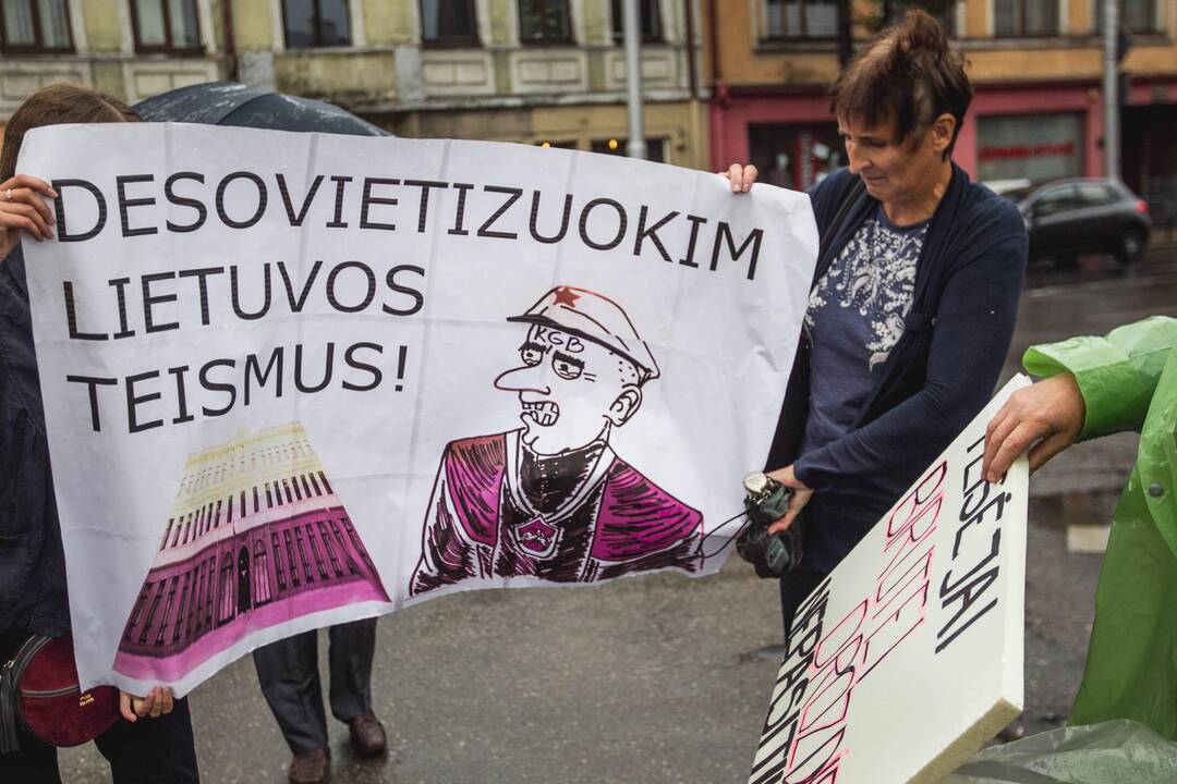 Piketas prie Kauno apylinkės teismo