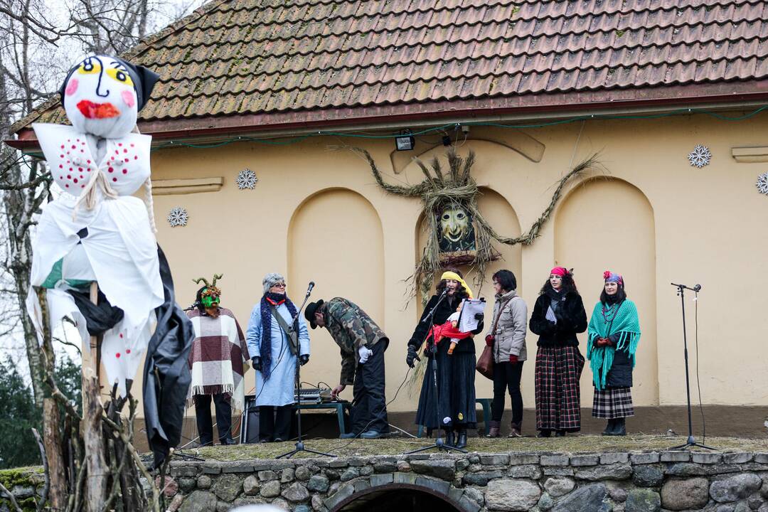 Užgavėnių šventė VDU Kauno botanikos sode