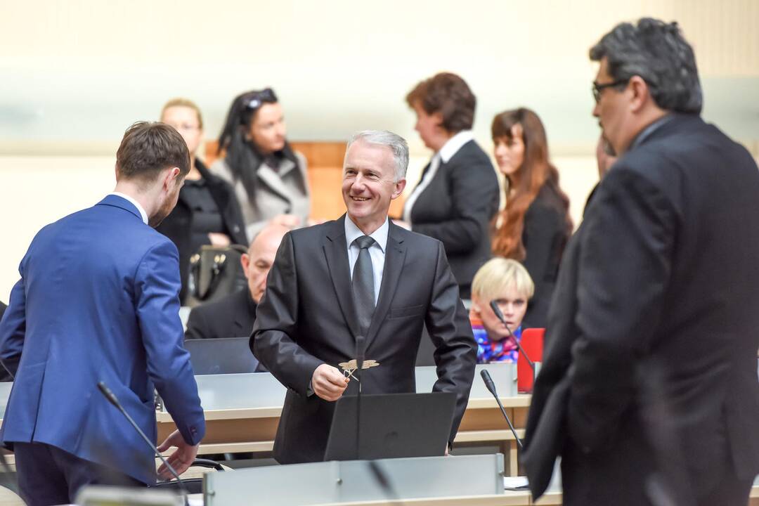 Tarybos posėdis 2015-04-30