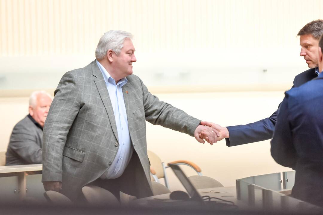 Tarybos posėdis 2015-04-30