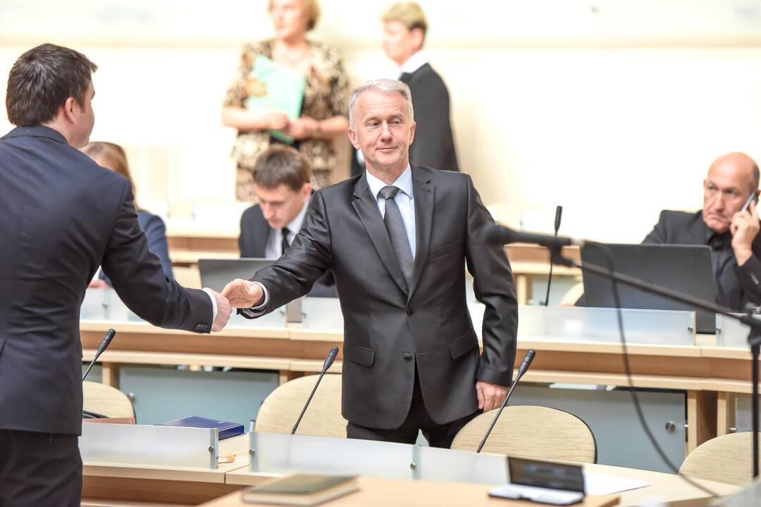 Tarybos posėdis 2015-04-30